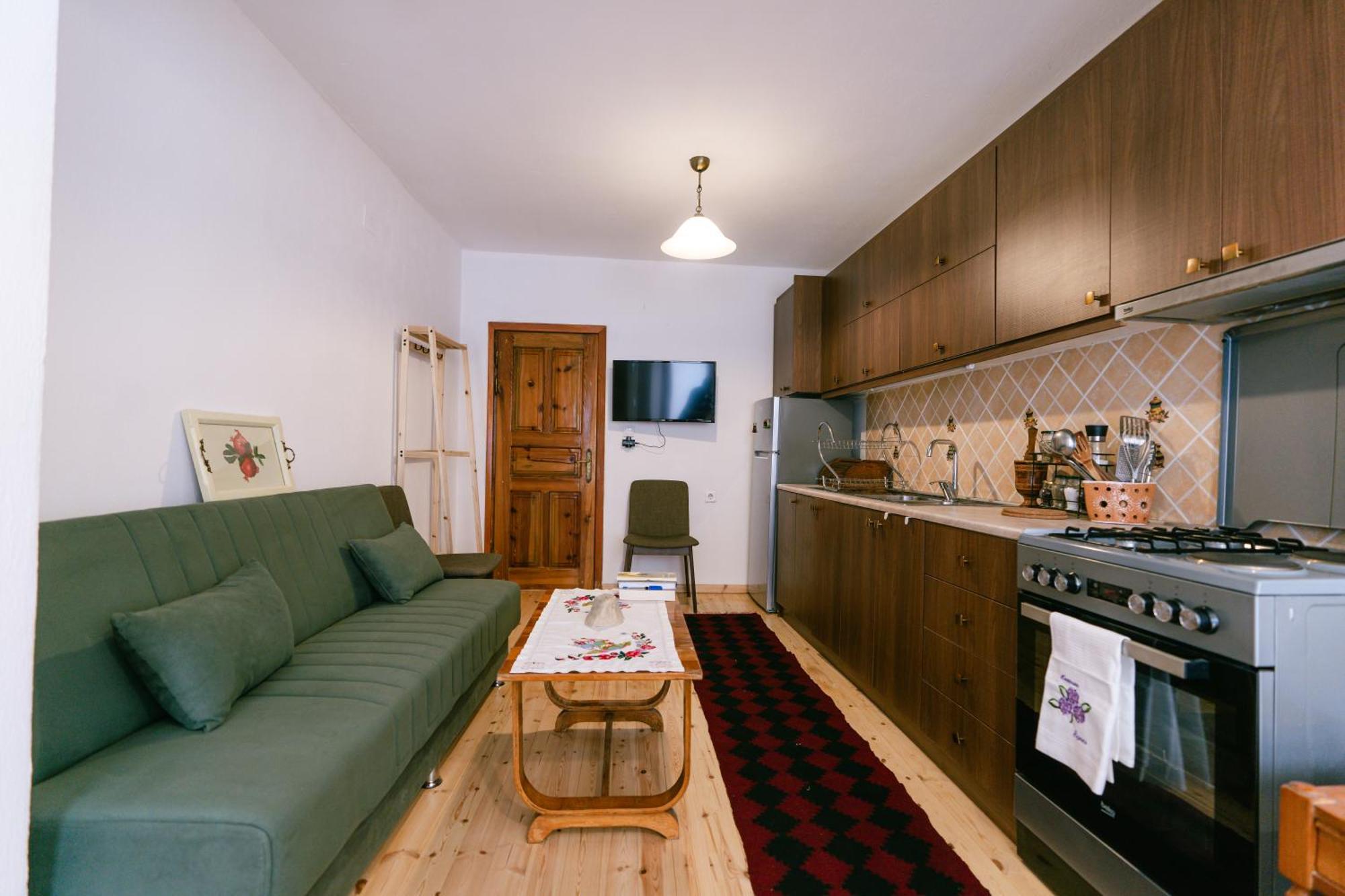 Hotel Petrichor Gjirokastër Exteriér fotografie